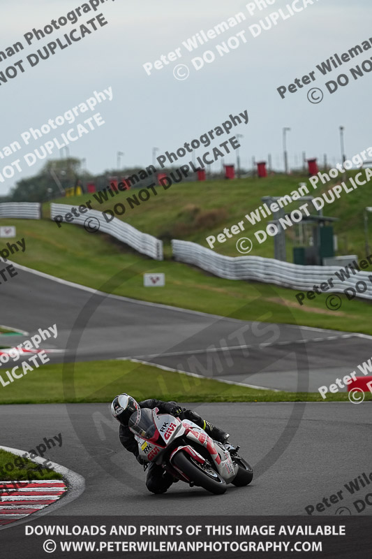 anglesey;brands hatch;cadwell park;croft;donington park;enduro digital images;event digital images;eventdigitalimages;mallory;no limits;oulton park;peter wileman photography;racing digital images;silverstone;snetterton;trackday digital images;trackday photos;vmcc banbury run;welsh 2 day enduro